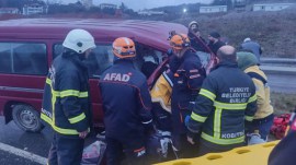 ORTA REFÜJE ÇIKARAK DURABİLDİ: 2 YARALI