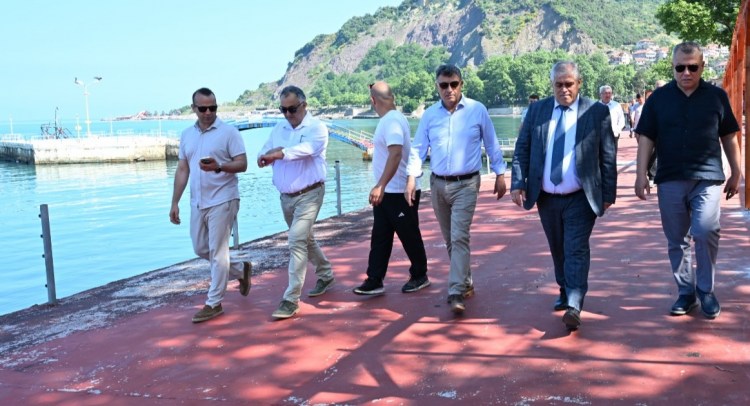 PLAJLAR YENİ SEZONA HAZIRLANIYOR AÇILIŞ 19 HAZİRAN'DA...