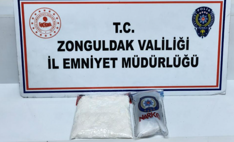 EREĞLİ'DE KOKAİN AVI... EREĞLİ'DE KOKAİN AVI...