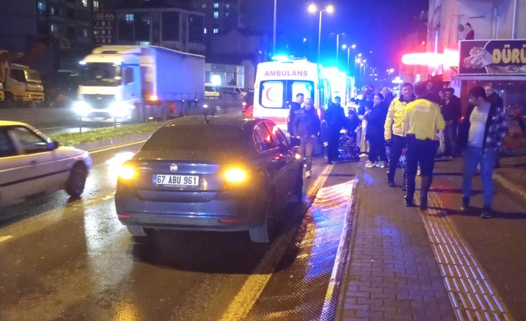 MOTOR SÜRÜCÜSÜ VE YOLCUSU YARALANDI... MOTOR SÜRÜCÜSÜ VE YOLCUSU YARALANDI...