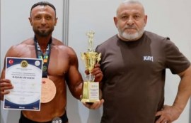 ŞAKİR BAYRAMIN TALEBESİ TÜRKİYE ÜÇÜNCÜSÜ...