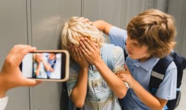 Dikkat Akran zorbalığı sinsi ve sistematik ilerliyor